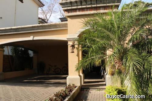 RAH OFC  #20-977. Bellisima Casa en Alquiler. San José
