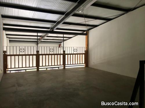 RAH OFC#21-108. Alquiler de excelente local. Santo Domingo