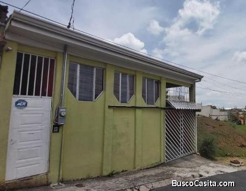 RAH OFC #20-928  Linda Casa en venta. S/J Vázquez de Coronado 