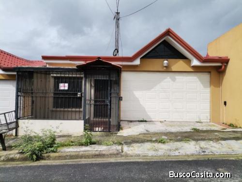 RAH OFC #21-84. Cómoda casa en venta. Cartago  La Unión