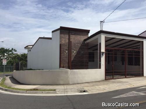 RAH OFC #20-1653 casa en venta en Barva