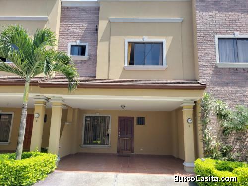 RAH OFC  #20-648 casa en venta en  Santa Ana 