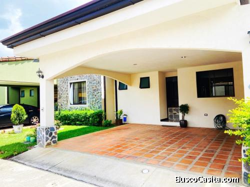 RAH OFC #20-618  Acogedora casa en venta. Cartago