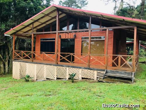 RAH OFC #21-327. CASA CABAÑA EN VENTA. ESQUINERO. DOTA