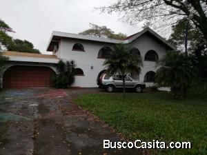Alquiler Casa en Escazú
