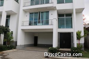 RAH OFC  #20-984 casa en venta en Escazu 