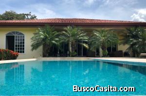 RAH OFC  #21-284 casa en venta en Garabito