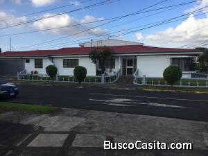 RAH OFC  #19-329. ESPECTACULAR CASA EN VENTA. CURRIBAT