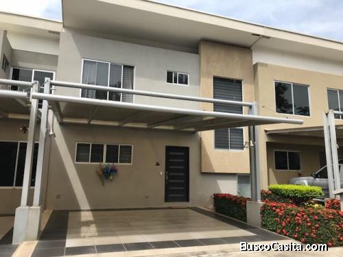 Casa en Venta en Santa Ana