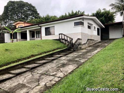 RAH OFC #21-438 casa en venta en San Joaquin de Flores 