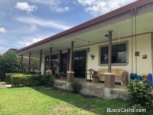 RAH OFC #21-436 casa en venta en Santo Domingo