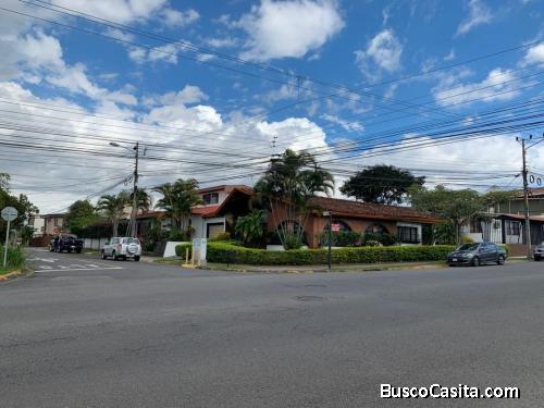 RAH OFC #20-80 casa en venta en Pavas