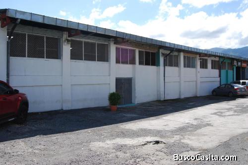 RAH OFC #20-1215 local en alquiler en Pozos