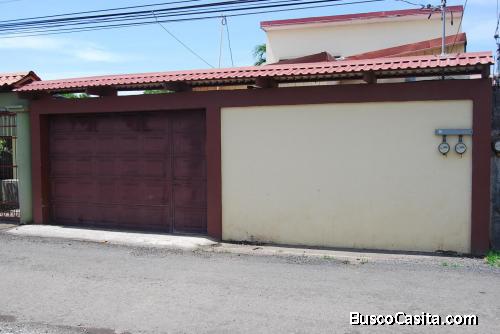 RAH OFC #20-1318. CASA EN VENTA EN PUNTARENAS