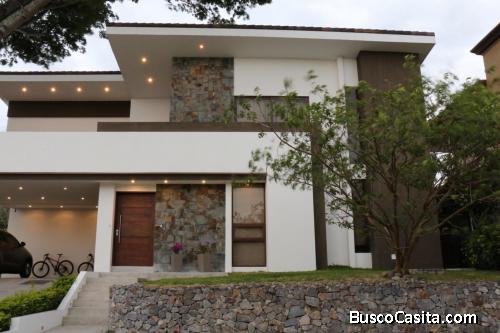 RAH OFC #20-988. EN SANTA ESTÁ SU HOGAR NO ESPERES MAS. 