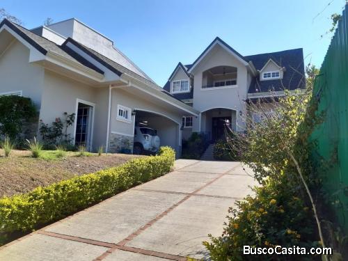 CASA EN VENTA. SAN JOSÉ MONTES DE OCA