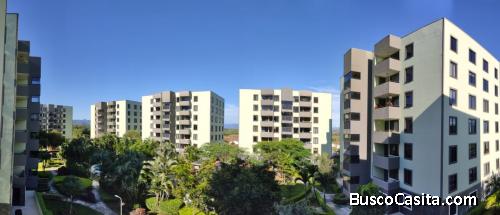 Vendo amplio apartamento en Condominio en Torre