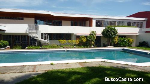 CASA EN ALQUILER. SAN JOSÉ