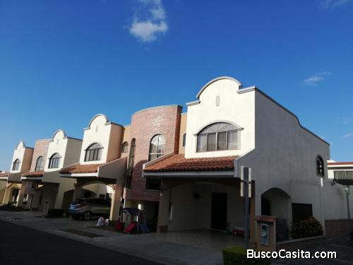 CASA EN VENTA. SAN JOSÉ ESCAZÚ. Bello Horizonte