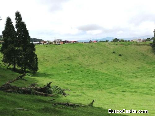 SE VENDE TERRENO EN RANCHO REDONDO  – GOICOECHEA  - S.J. Idónea para desarrollar.
