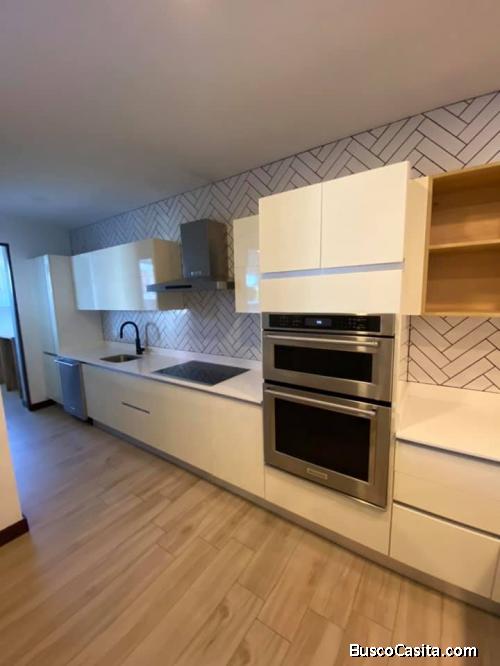 Alquiler hermosa casa en condominio Escazú