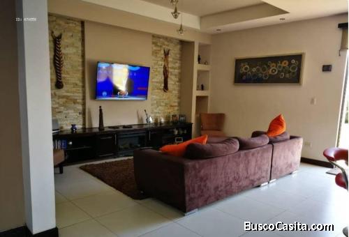 Casa Familiar en San Rafael de Heredia