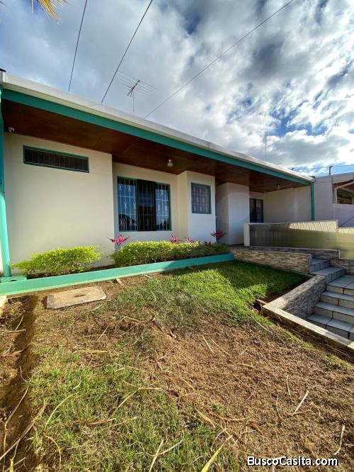 VENTA DE CASA INDEPENDIENTE, HEREDIA, RESIDENCIAL MARÍA AUXILIADORA.  San Pablo   (cerca UNA)