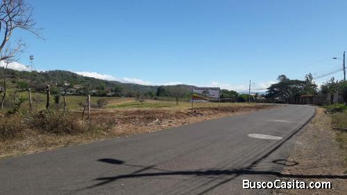 TERRENO DE 200 METROS CUADRADOS 