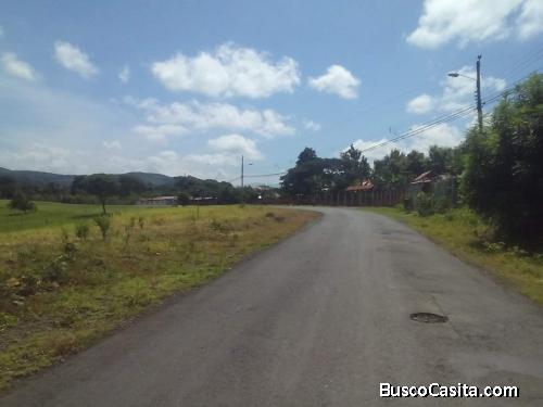 SE VENDE TERRENO DE 190 METROS CUADRADOS 