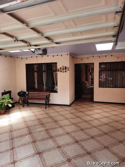 Casa segura, amplia y hermosa ubicada a 15 min de Desamparados, San Jose
