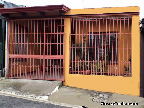 VENTA DE CASA INDEPENDIENTE, VILLAS AYARCO, LA UNION, TRES RIOS.