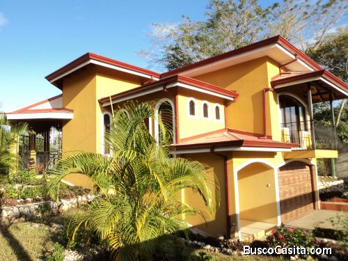 ALQUILO LINDA CASA EN RESIDENCIAL BOSQUES DON JOSÉ, NICOYA