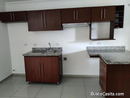 Apartamento en venta MLS#21-1804FG