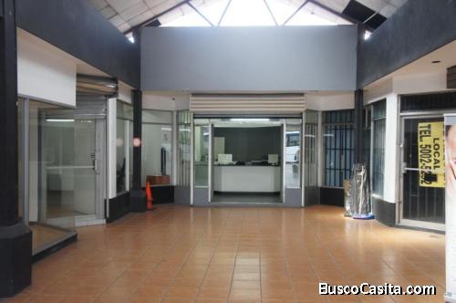 Local Comercial en Venta MLS #21-556 FG