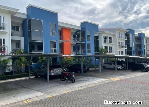 Espacioso apartamento en Condominio Loft Cariari