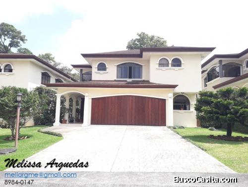 PRECIO REBAJADO - Se VENDE - Casa IMPERANTE en Condominio BOUTIQUE, Ayarco Sur, Curridabat.