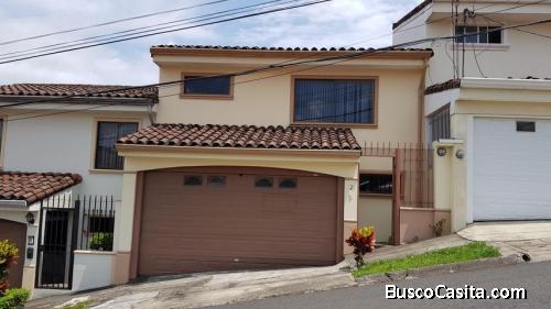 Bella casa a la venta en residencialA.L.20-436