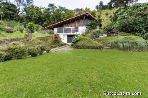 REBAJADA - Se VENDE - Casa de montaña única - Carrizal - Alajuela