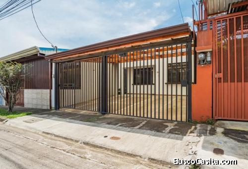 SÚPER OFERTA - SE VENDE - Casa en Residencial El Portillo, Turrúcares, Alajuela