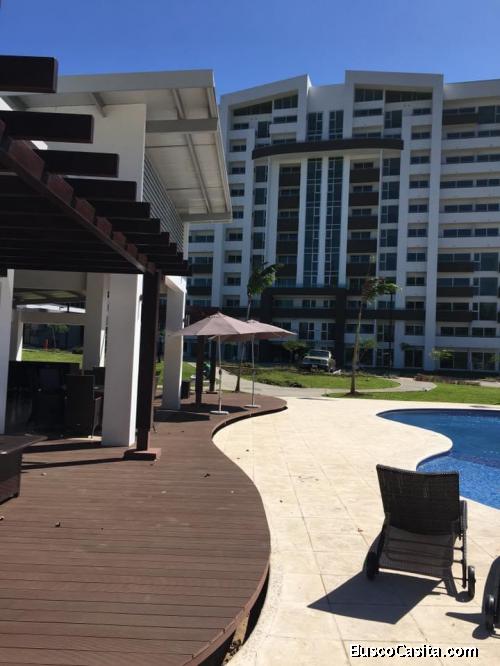 ¡HERMOSO apartamento de lujo, de 1 habitación, incluye línea blanca!