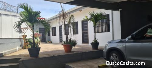 SE ALQUILA APARTAMENTO EN MERCEDES NORTE DE HEREDIA