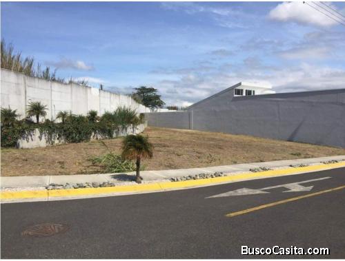 V#124 Amplio Lote en venta/Cartago