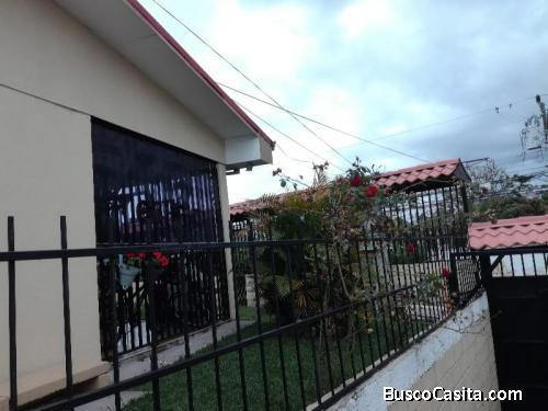 Propiedad con 2 casas, San Isidro de Heredia 508 mtrs2