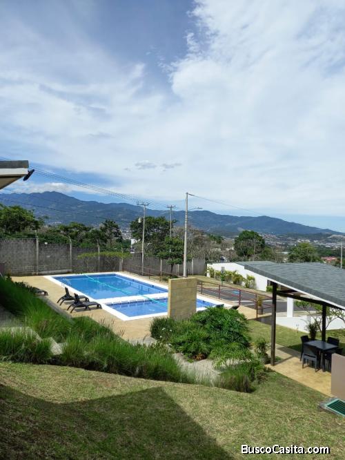 Alquilo HerediaParks