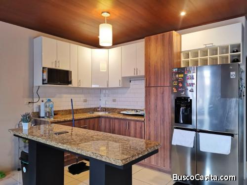 Palmares, Alajuela, Costa Rica, nueva casa en venta con preciosos acabados y una excelente distribuc