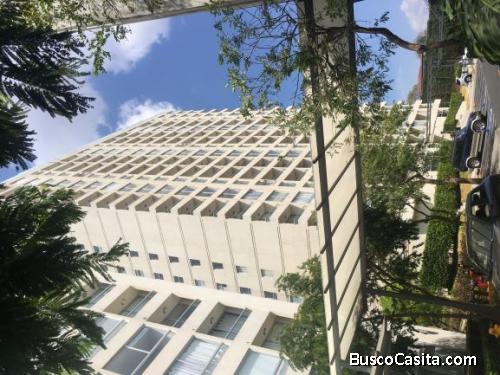 NUEVO PRECIO REDUCIDO - VISTA ESPECTACULAR - Se VENDE Studio Boutique semi-amoblado Bellavista Condo