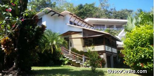 V#638 Casa en Venta en Playa Hermosa  Jacó.