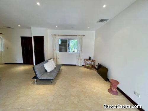 V#609 Venta de Apartamento en Playa Herradura  Puntarenas.