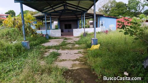 Local de 700 metros cuadrados para reformar en Guapiles, San Rafael