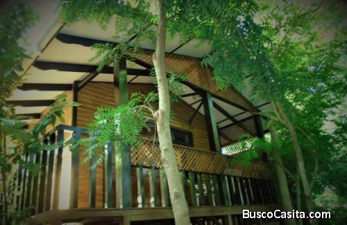 V#739 HOTEL EN VENTA EN PLAYA LAGARTILLO, AVELLANAS, GUANACASTE.